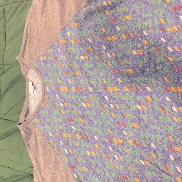 EUC XXL LuLaRoe Randy T - Picture 1 of 3